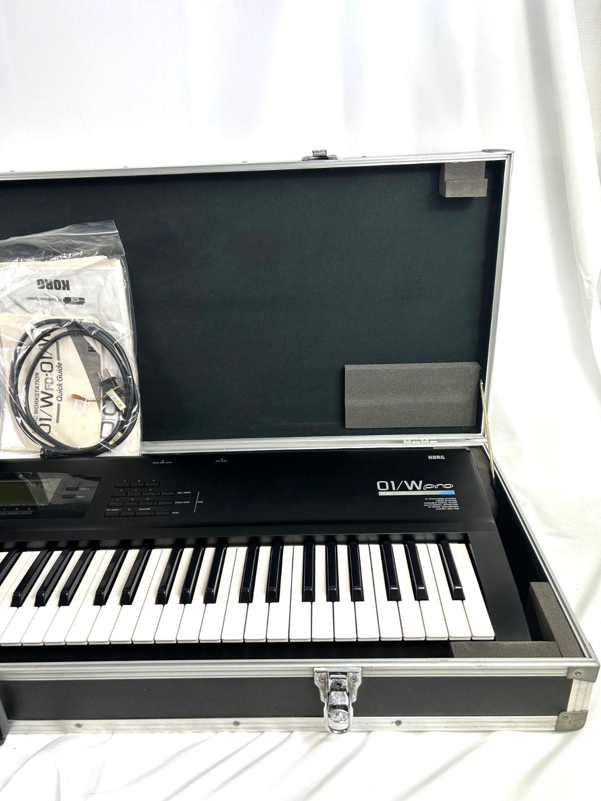 KORG 01/W pro ミュージックワークステーション シンセサイザー