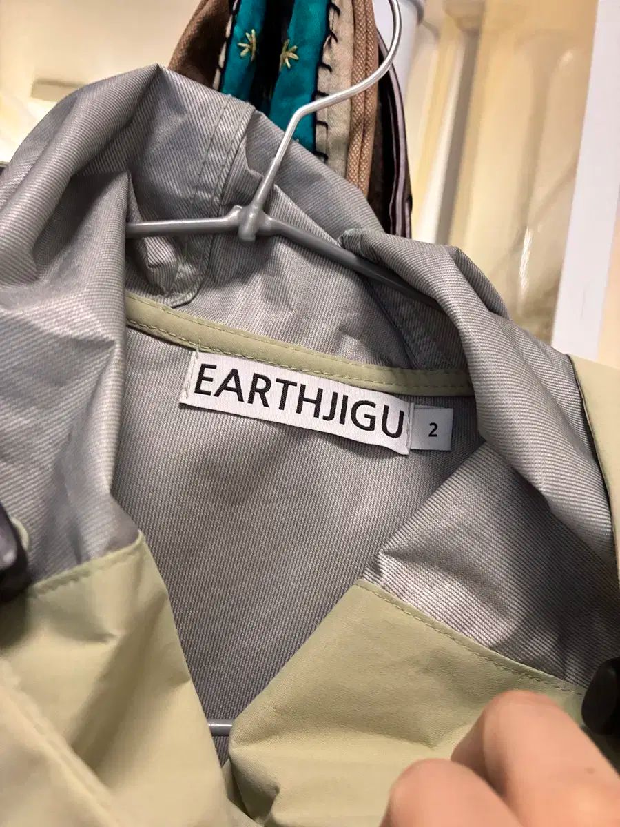 レーン ウィンドブレーカー