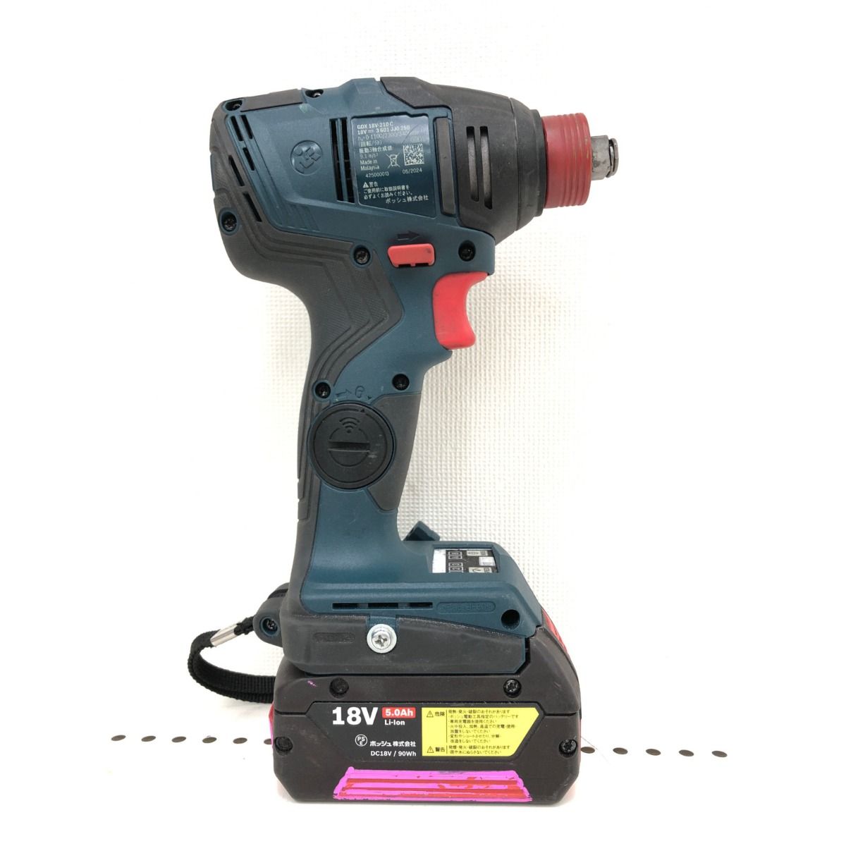 18V
