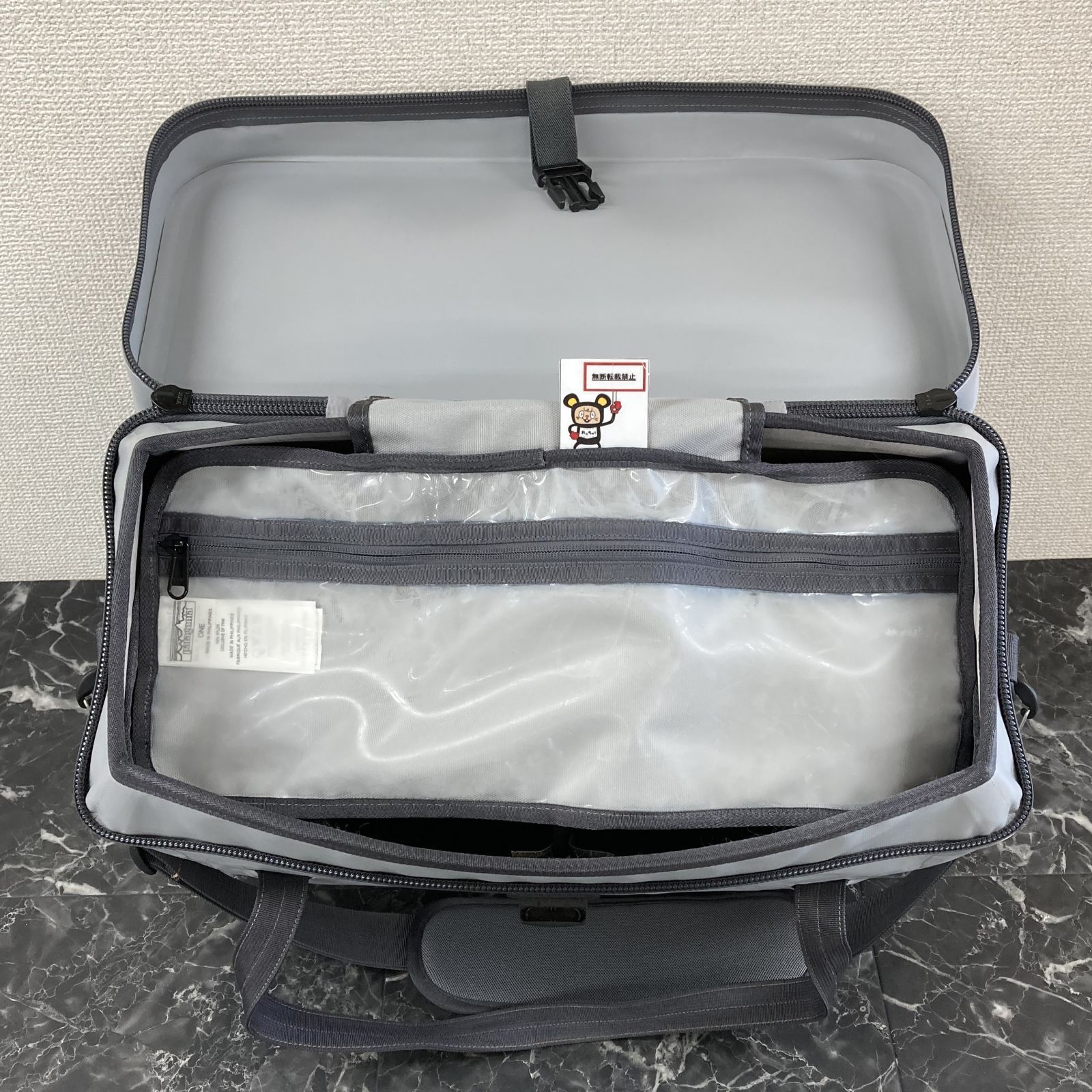  66 patagonia パタゴニア グレートディバイダー 店舗併売品 ドライバッグ リュック バッグ