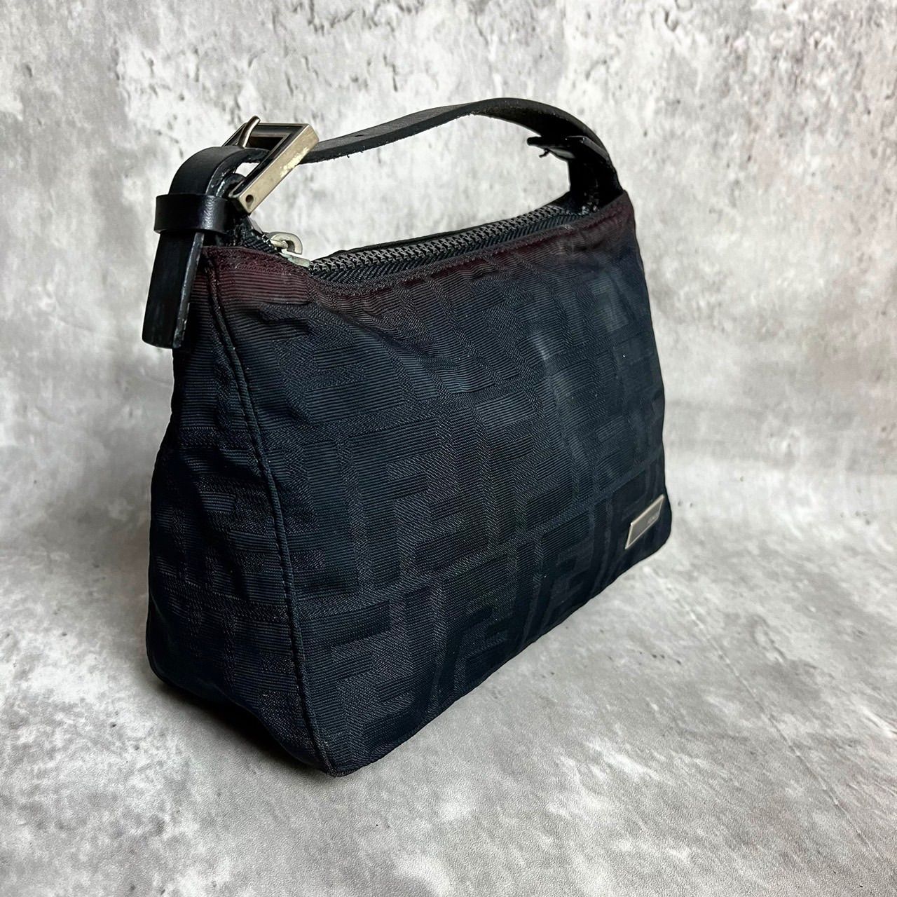 【美品✨】グッチ アクセサリーポーチ GG キャンバス×レザー 黒 楽天市場】【バッグ】GUCCI グッチ GGキャンバス アクセサリー