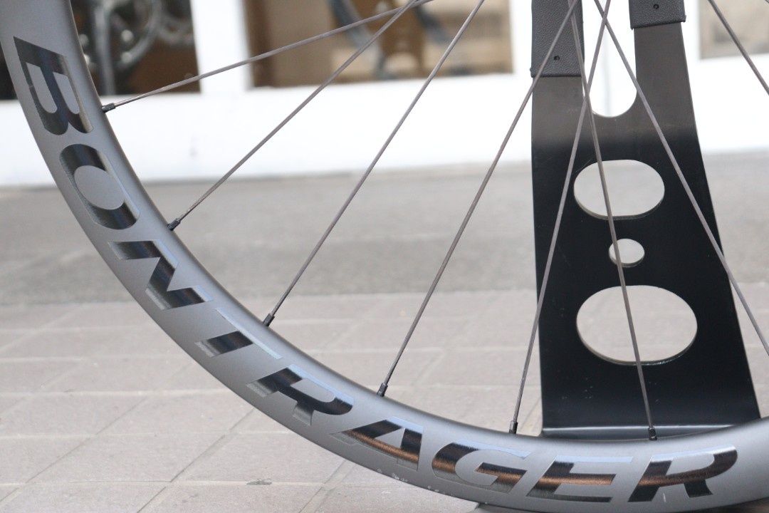 ボントレガー BONTRAGER アイオロス プロ ディスク AEOLUS PRO