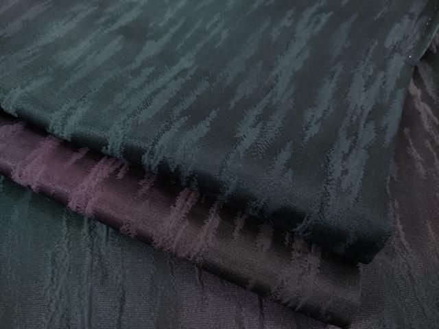 上質な小紋 霞間道