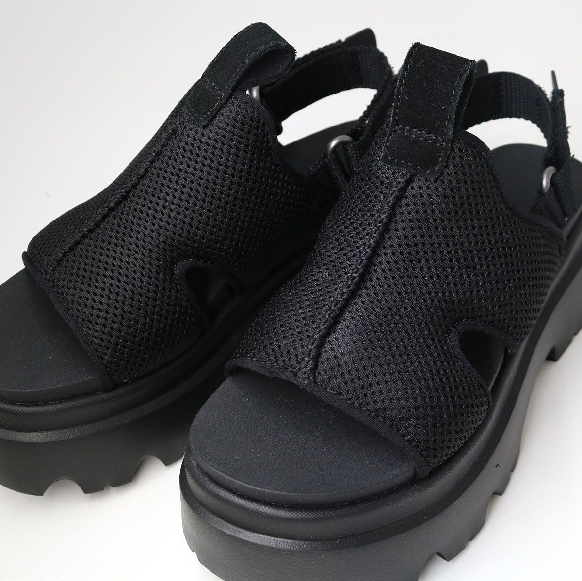 □UGG アグ CELESTE セレスト 1167470 レディースサンダル