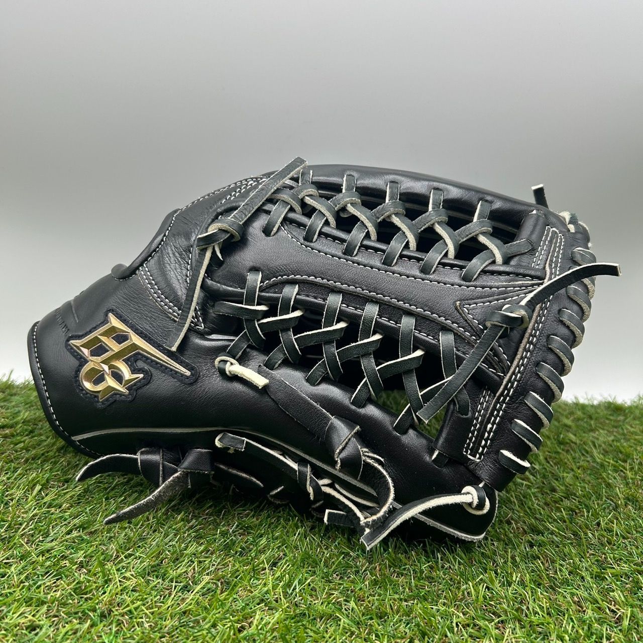 【中古】Hi-Gold ハイゴールド 一般軟式　外野用　己極シリーズ 中古】Hi-Gold ハイゴールド 一般軟式 外野用 己極シリーズ グローブ