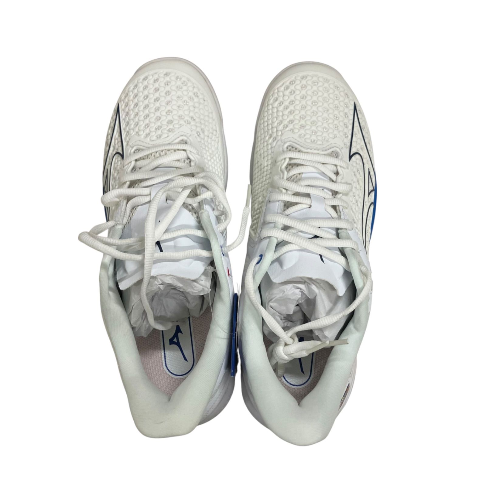 テニスシューズ