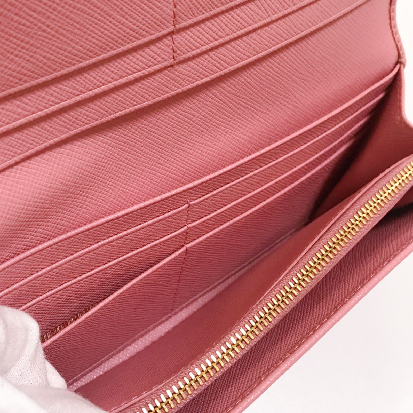 PRADA プラダ サフィアーノ リボンフラップ 長財布 ゴールド金具 ピンク PRADA プラダ サフィアーノ リボンフラップ 長財布 ゴールド金具