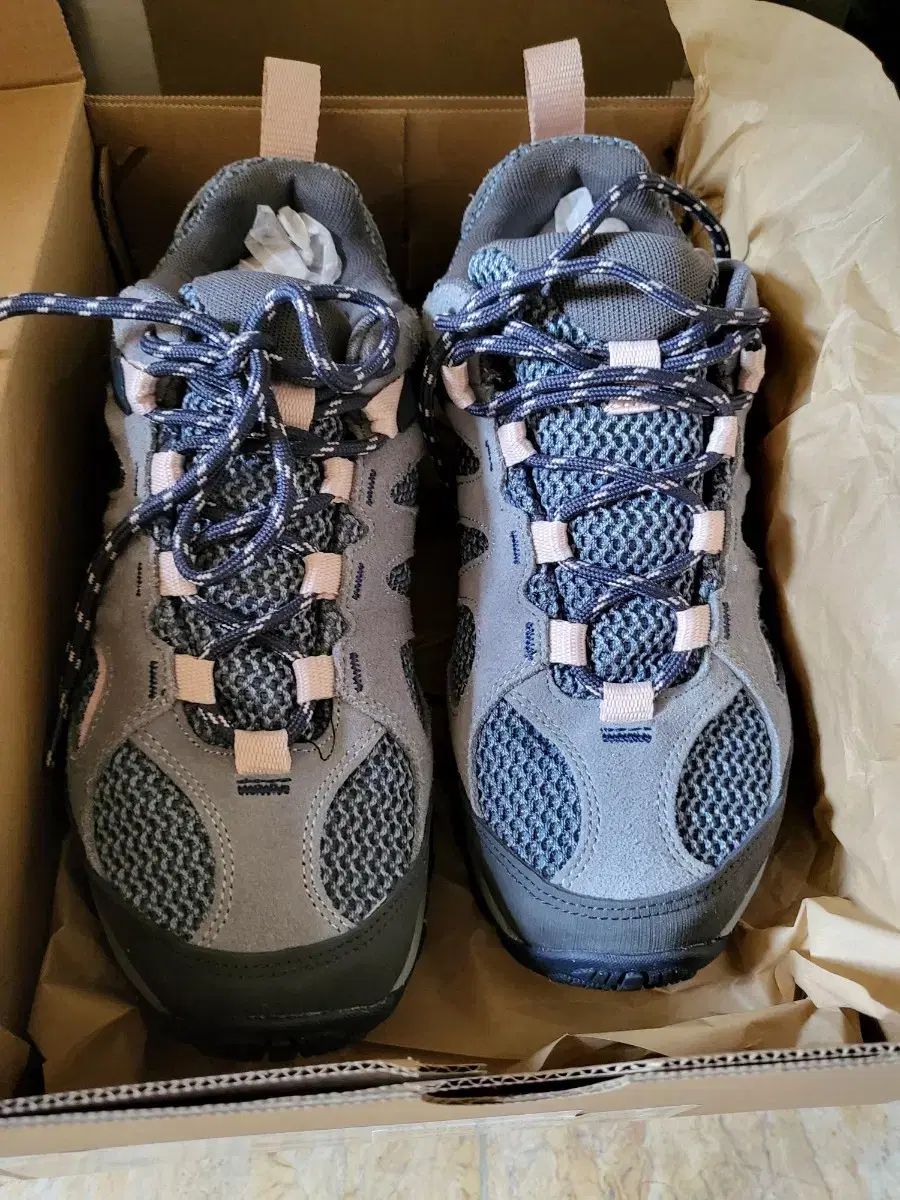 MERRELL メレル レディース 登山靴 トレッキングシューズ 245 USTAUSTRALIA_COM_AU