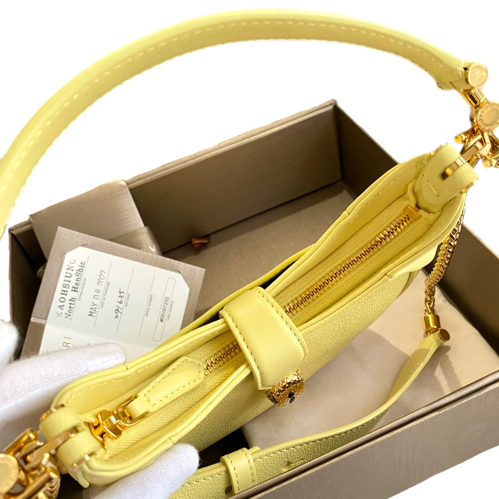 新品・未使用】BVLGARI SERPENTI セルペンティクロスボディバッグ