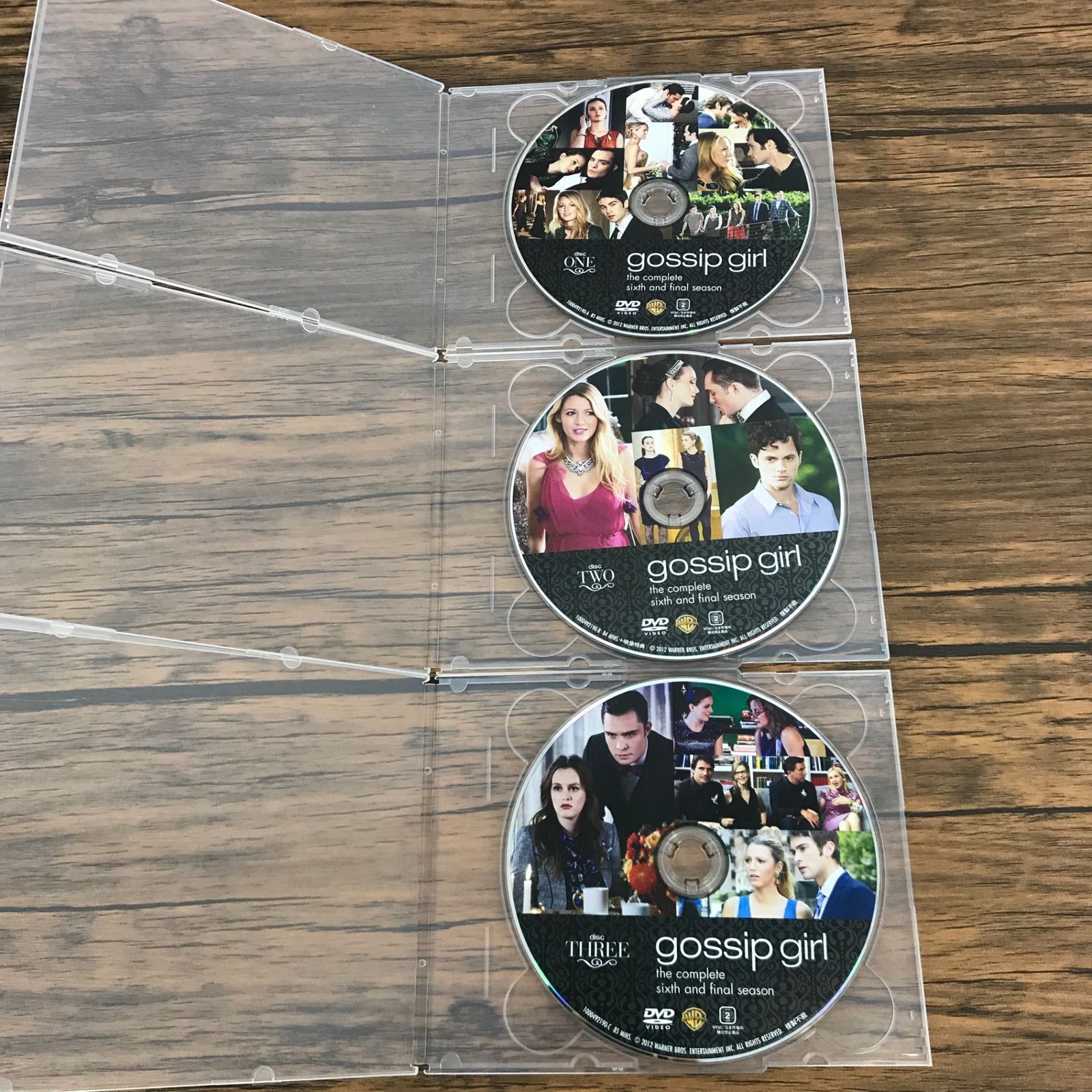 ゴシップガール〈ファイナル・シーズン〉 コンプリート・ボックス [DVD] 美品 ゴシップガールコンプリートボックス : ゴシップ