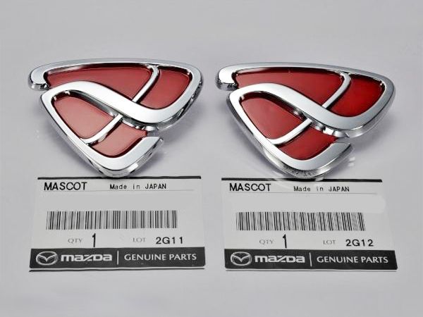 ☆希少品 MAZDA RX-7 FD3S アンフィニ エンブレム 赤 オーナメント 