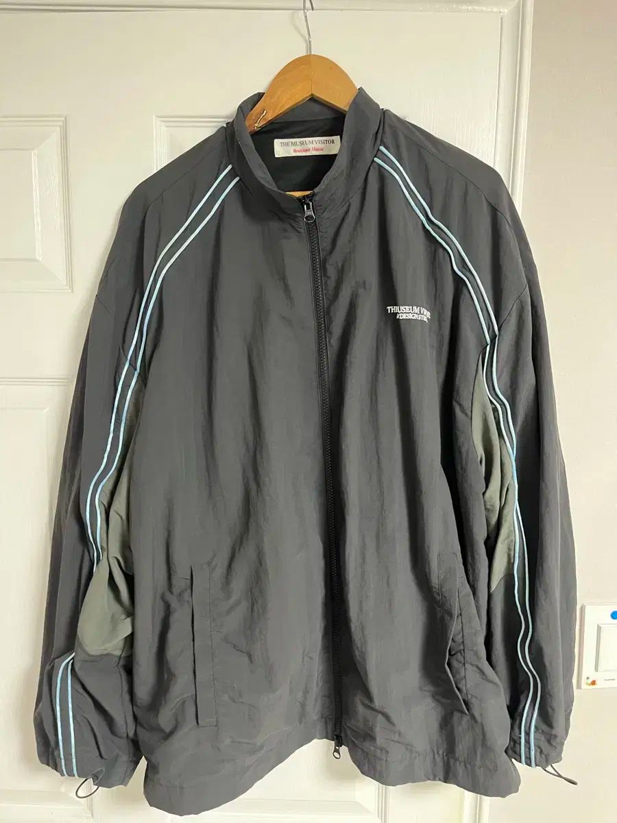 ザ ミュージアムビジター THE MUSEUM VISITOR LOVE CHECK HOODED