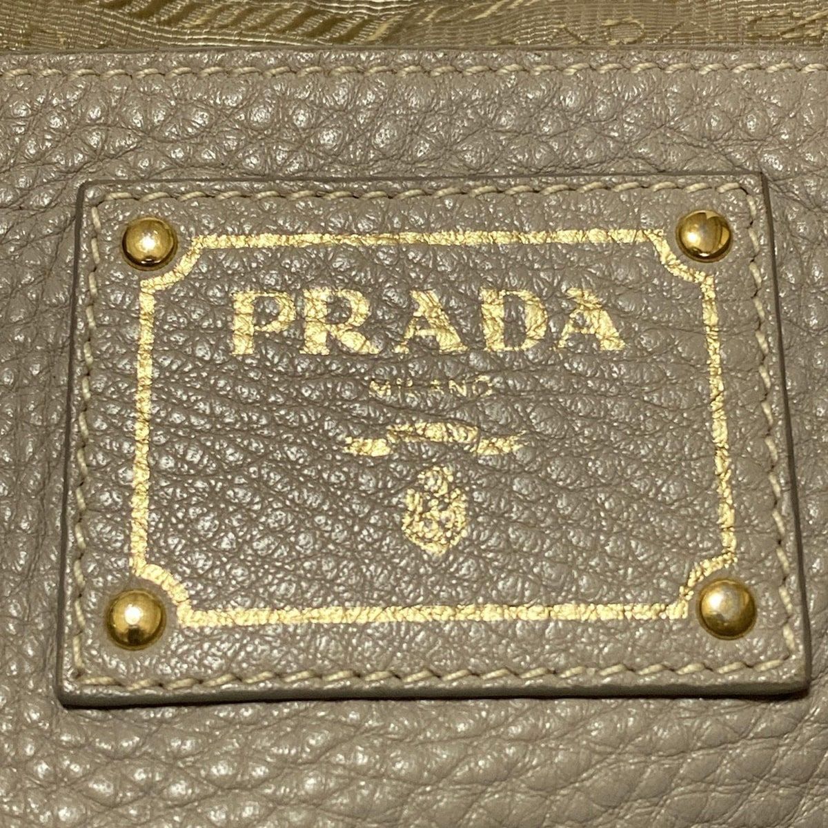 プラダ トートバッグ