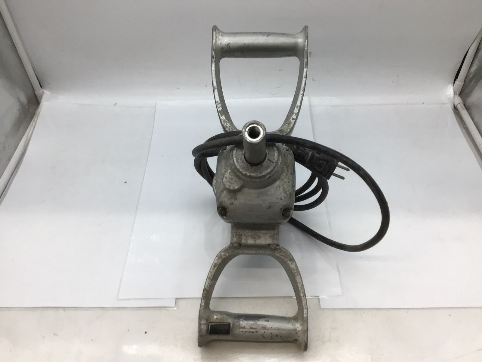 ユーティリティのある 品 Makita マキタ 重攪拌用カクハン機 UT2400 ITLVST5G2WKC エコツール知立店 M02 【国内未発売モデル】