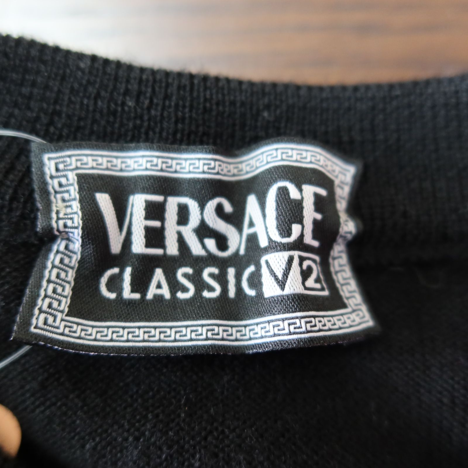 VERSACE V2トップス - stater.lt