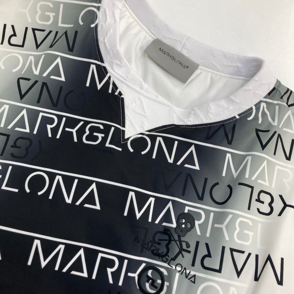サイズ：48 MARK&LONA マークアンドロナ 2023年モデル 中綿ブルゾン ジャケット グラデーション ロゴ 総柄 ホワイト系 [240101463030] ゴルフウェア メンズ ストスト サイズ：48 MARK&LONA マークアンドロナ 2023年モデル 中綿