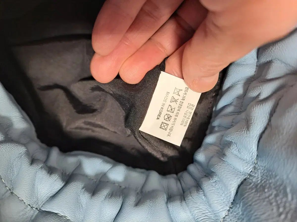 EENK インク ミニ シャーリング バケットバッグ WWW_DECORATOM_COM_BR