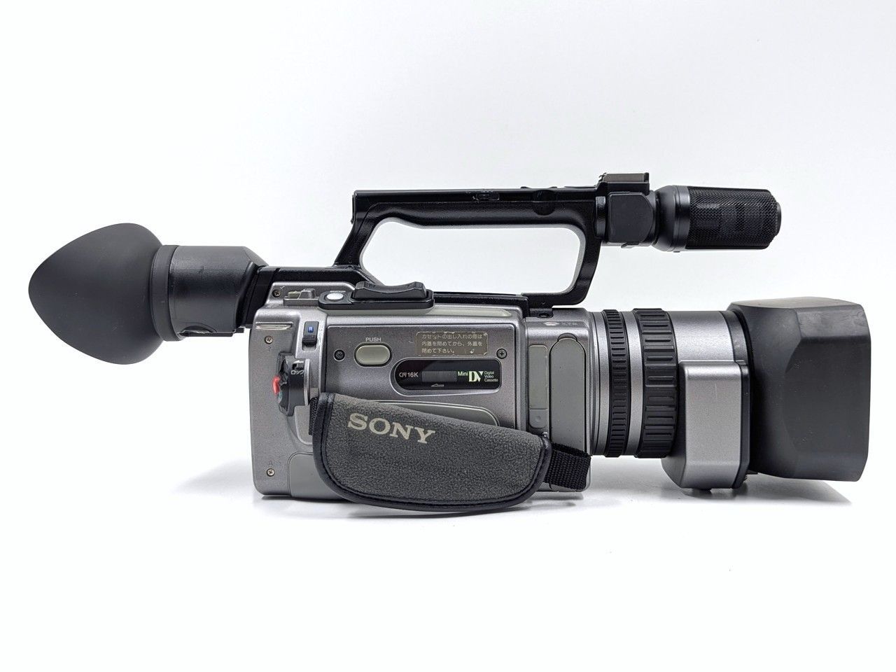 【動作〇】SONY MiniDVカメラ DCR-VX2100 スケートボード 30日保証付 SONY DCR-VX2100 miniDV テープ プロ向け ビデオ