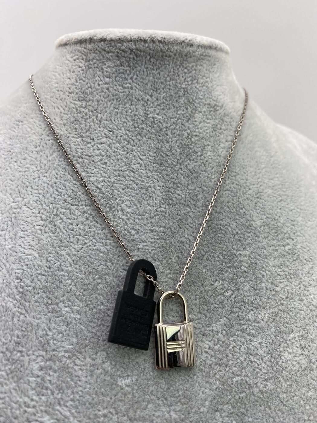 エルメス オーケリーPM ネックレス ヴォースイフト 8379 エルメス HERMES オーケリーPM ペンダント ネックレス ヴォー
