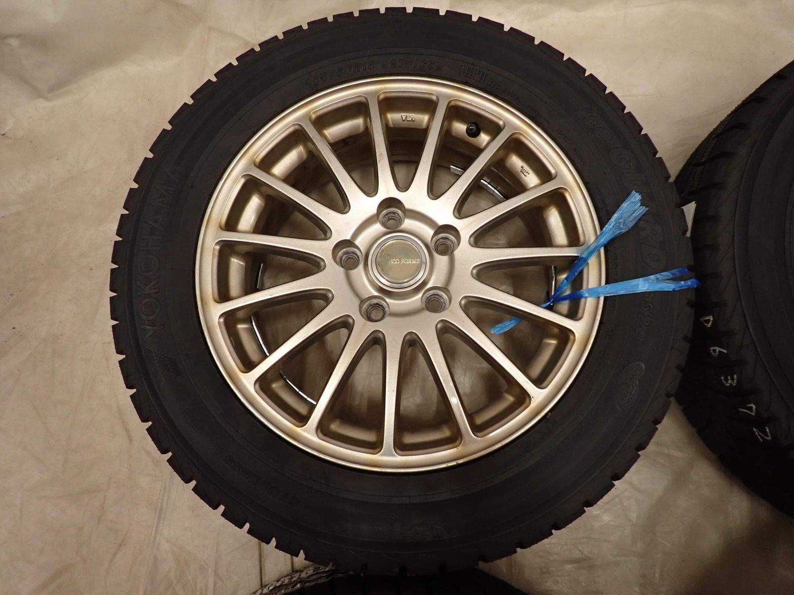 人気アイテムお得に購入！ 冬 製 4本SET 会社宛 205 60R16×6.5J 92T ヨコハマ アイスガード IG52C アルミ ノア ラフェスタ プレマシー NO D6372