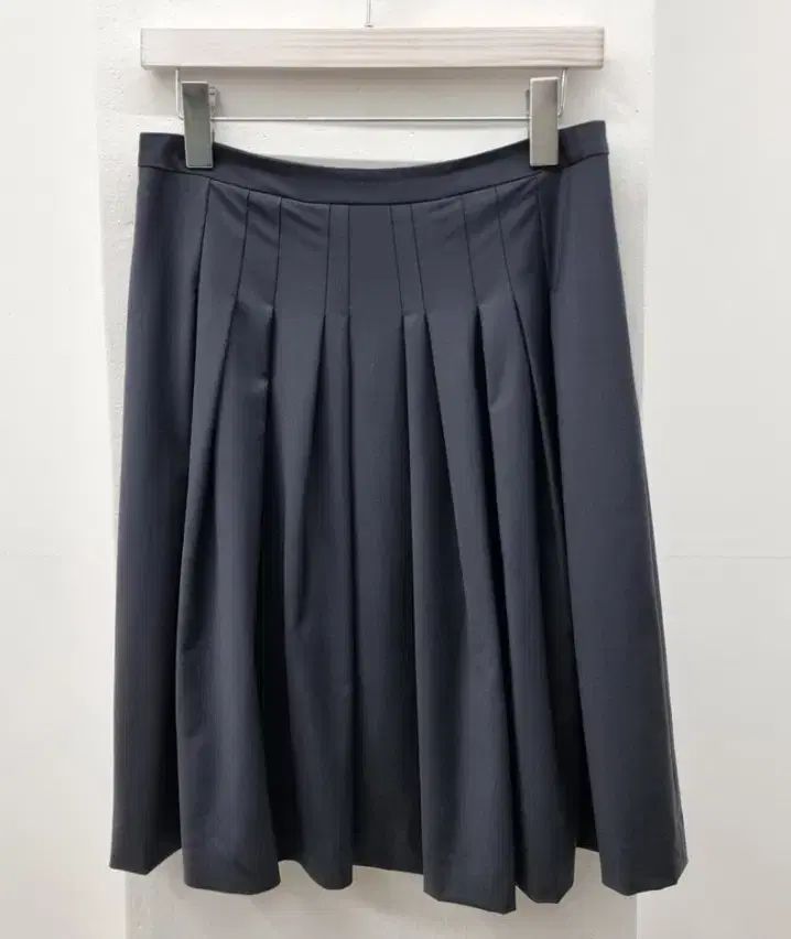 theory luxe 26 27