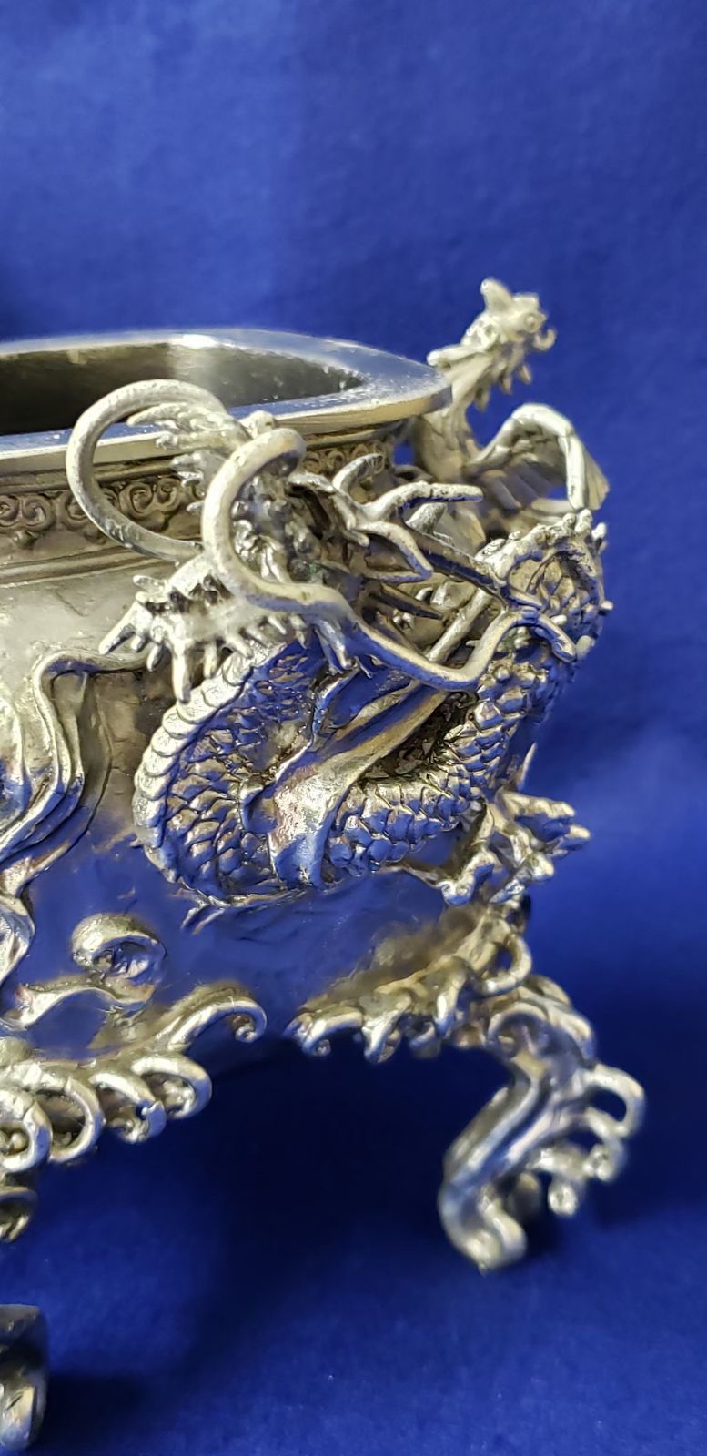 高岡銅器 洋銀 吉祥昇龍 (作・須賀月芳)き 高岡銅器 洋銀 吉祥昇龍 (作・須賀月芳)き