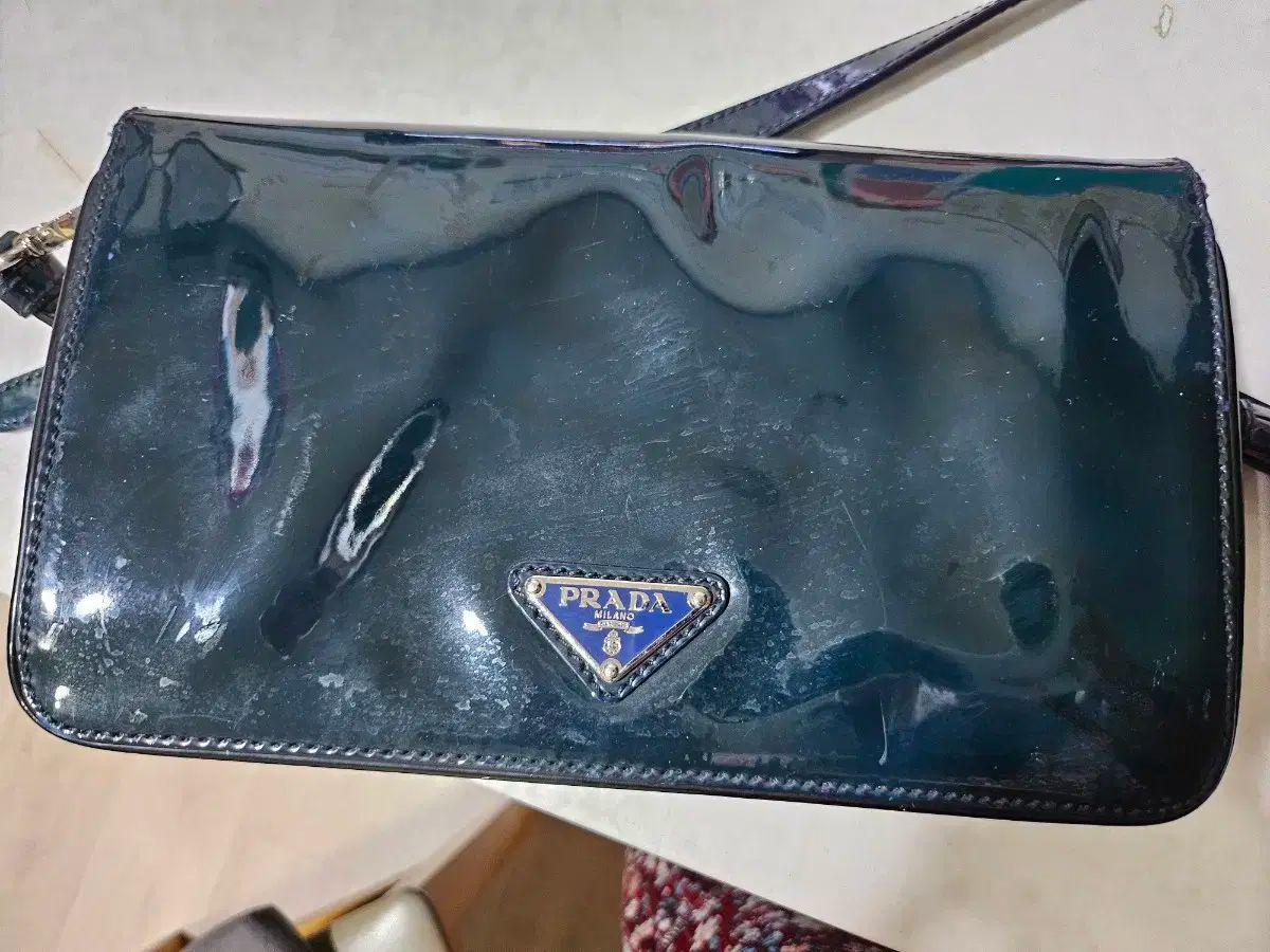 美品　LOEWE　ロエベ　160周年　総柄　メッセンジャーバック　レッド 美品 LOEWE ロエベ 160周年 総柄 メッセンジャーバック レッド