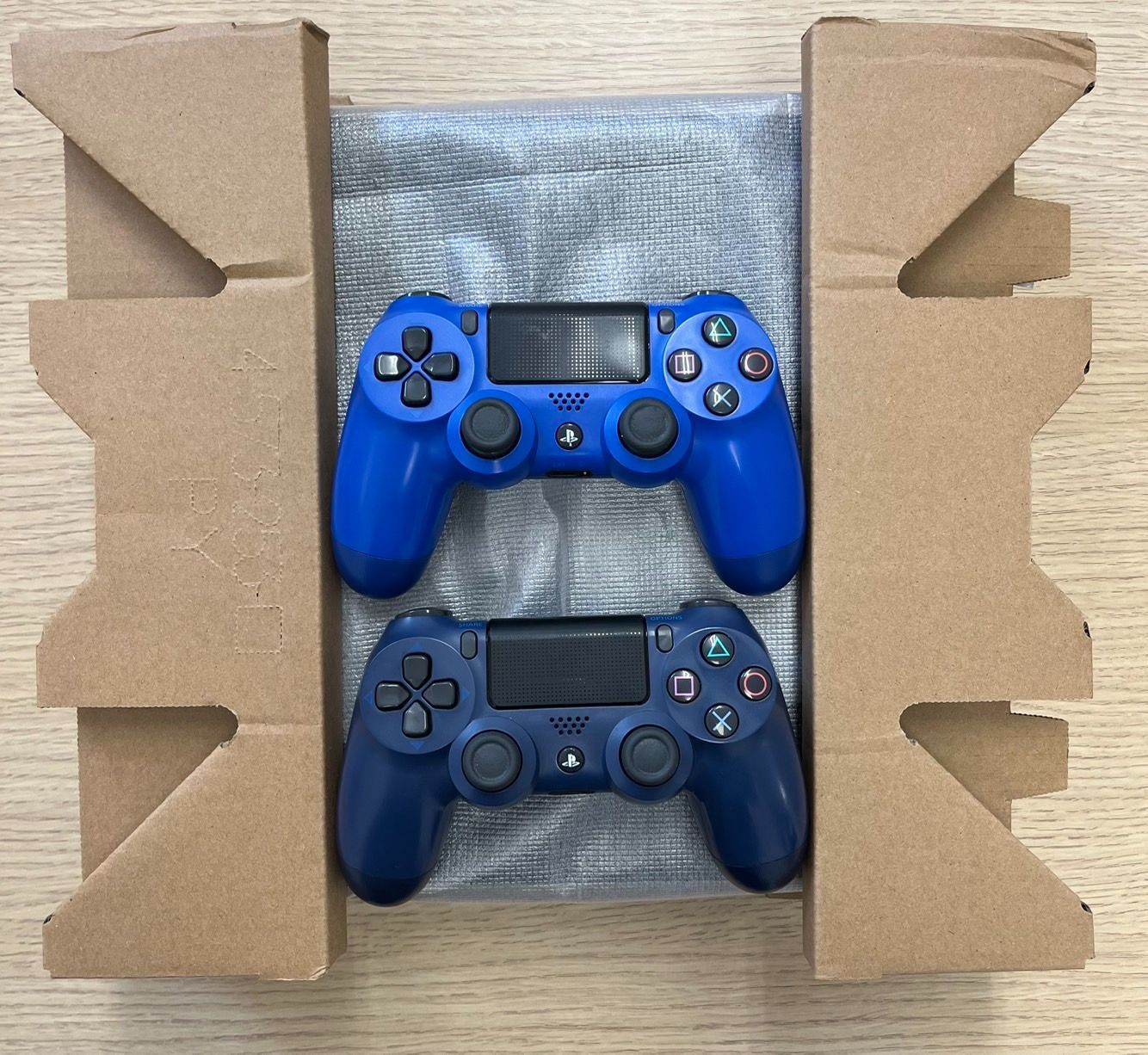 値下げしました！】PS4 CUH-1200B 1TB 本体 コントローラー2個付 