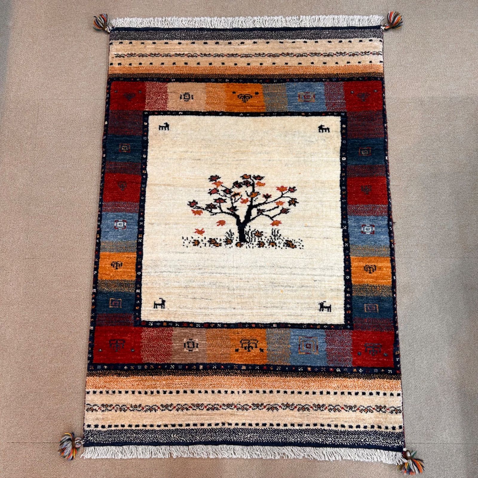 120×87cm ギャッベ ペルシャ絨毯 イラン シーラズ産 手織り 120×87cm