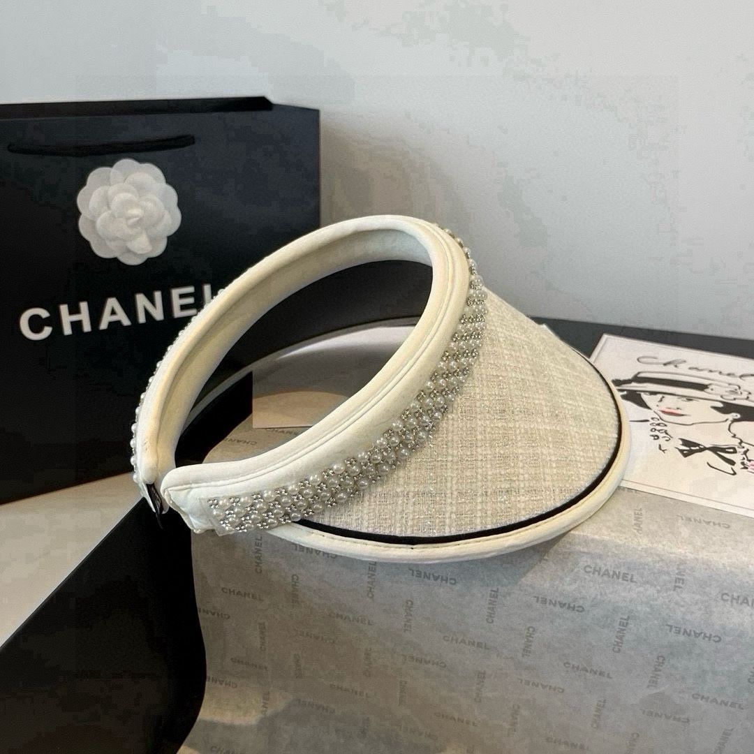 【一目でCHANELとわかる存在感】CHANEL パール ワイドバングル CHANEL(シャネル) バングル ゴールド｜【公式】カインドオル