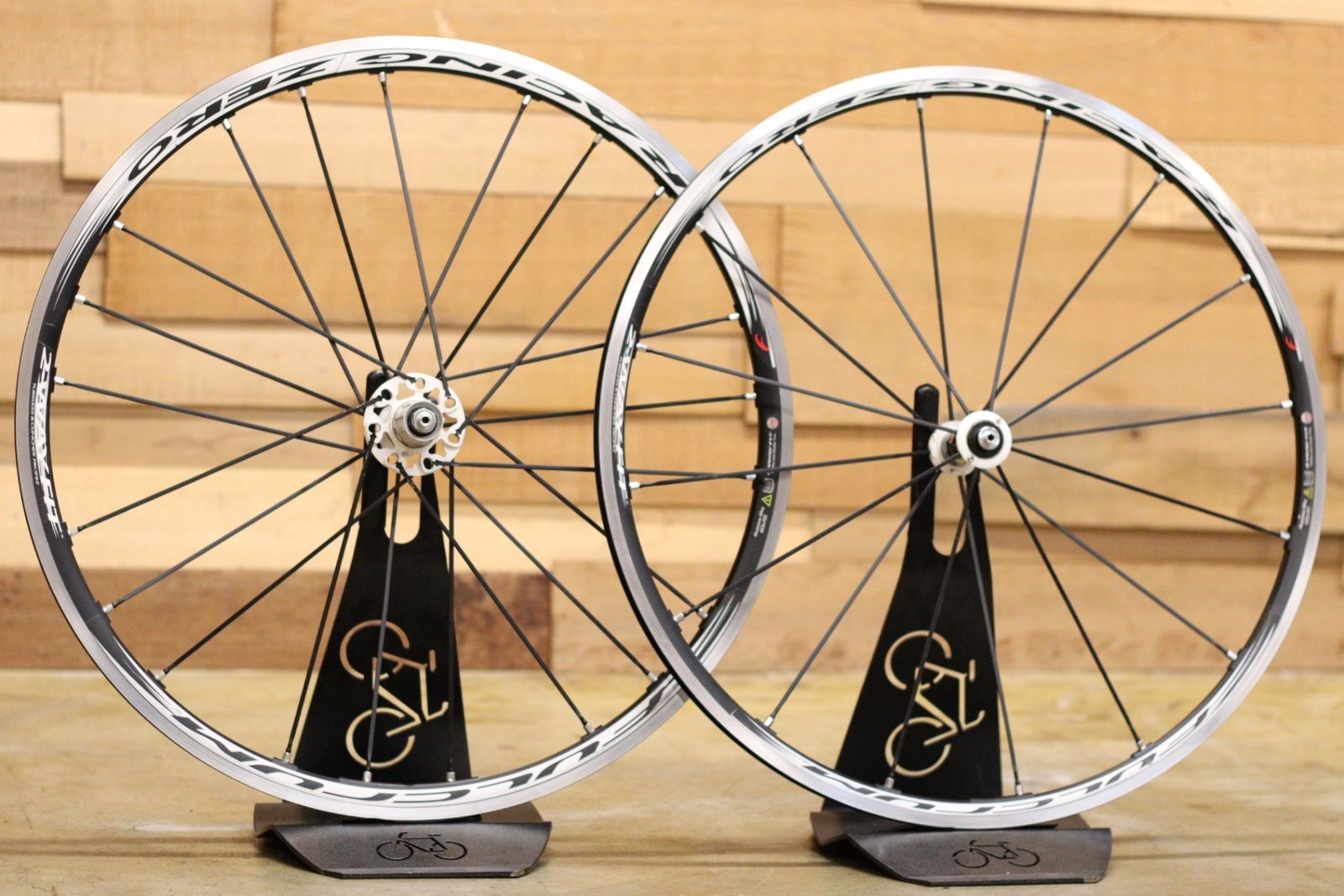 アルミ クリンチャー