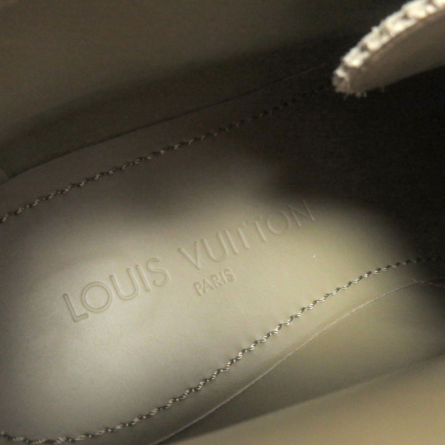 美品□LOUIS VUITTON ルイヴィトン LVロゴ メダリオン スウェードレザー チャッカ―ブーツ アンクルブーツ ベージュ 7.5  箱・保存袋付き イタリア製 メンズ