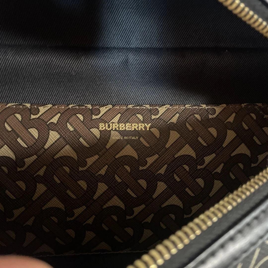 BURBERRY バーバリー ボディバッグ モノグラムストライプ柄 ブラウン BURBERRY バーバリー ボディバッグ モノグラムストライプ柄