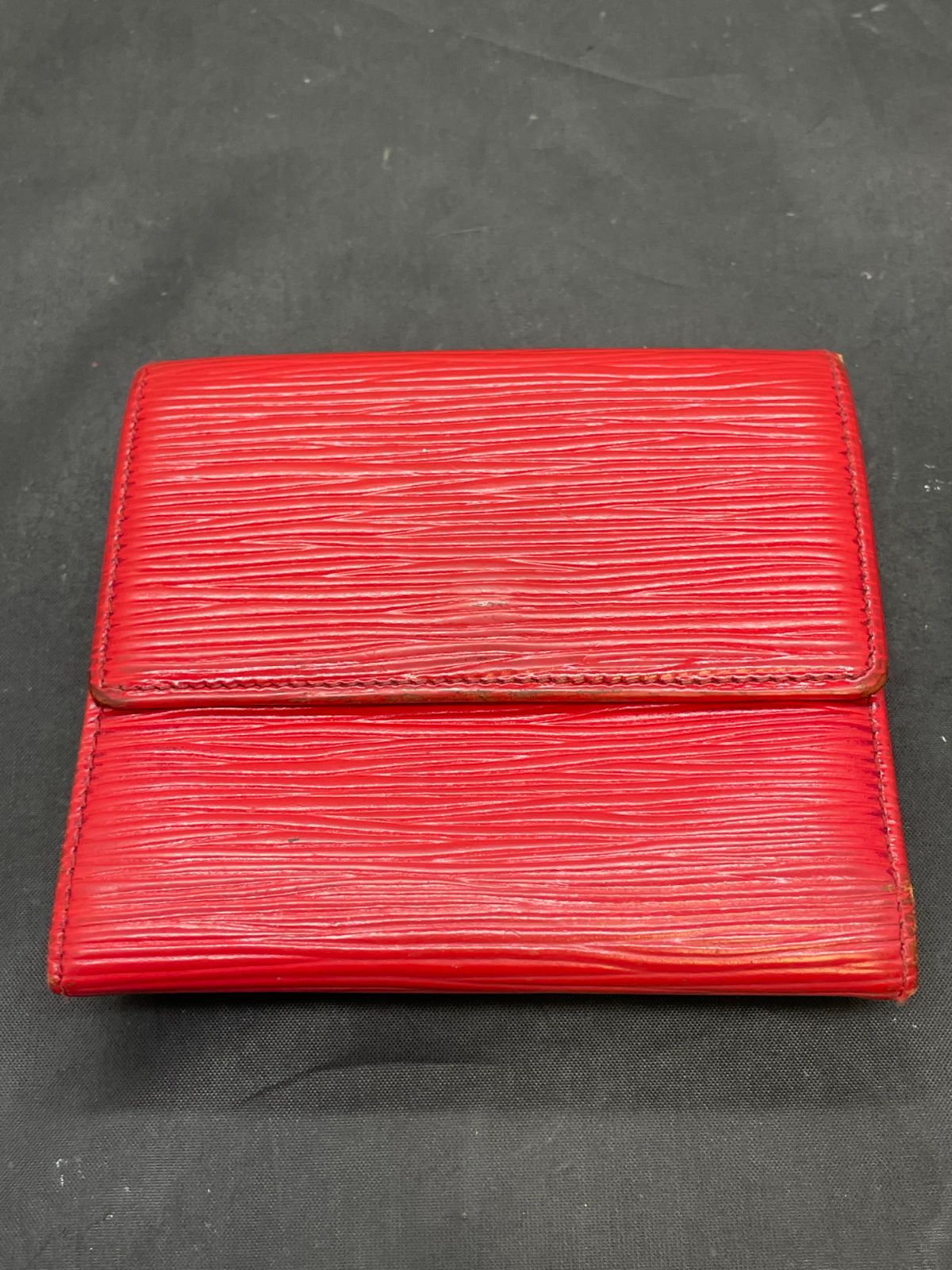 ルイヴィトン エピ 財布