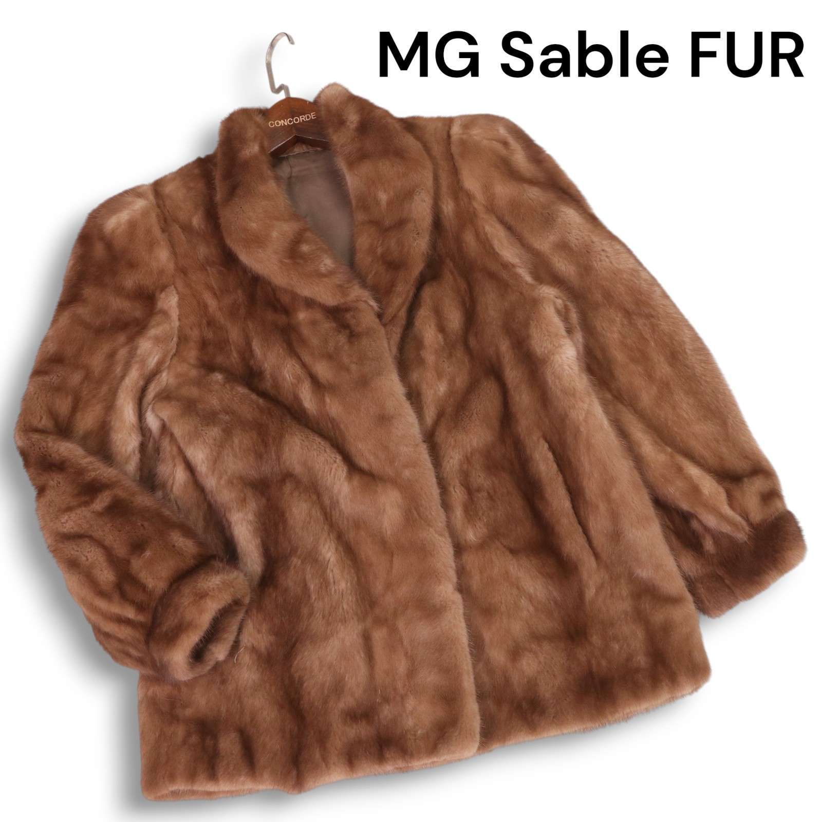 サガフォックス Josephineノーカラーブルーフォックス毛皮