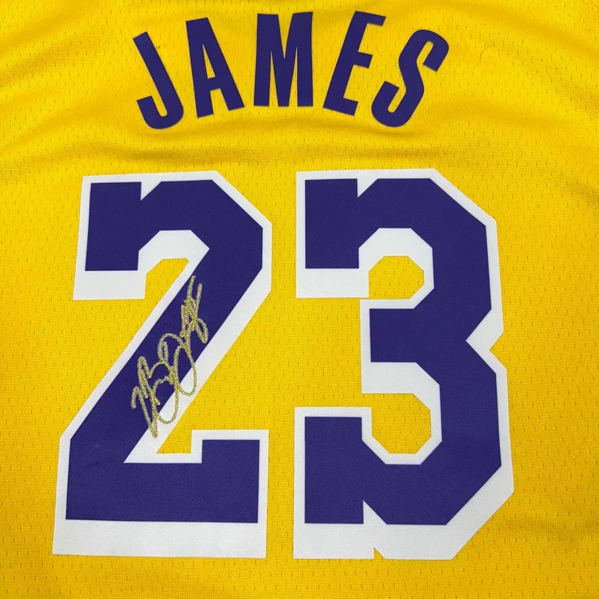 NIKE(ナイキ) x NBA ジェームス レブロン Swingman（スウィングマン） サイン ジャージ XL  ミッチェルアンドネス（Mitchell\u0026Ness）（メンズ）NBA スウィングマン ジャージ Phoenix Suns タンクトップ  SMJYAC18019-PSUBLCK | スポーツ用品はスーパースポーツゼビオ, image size:1200x1200