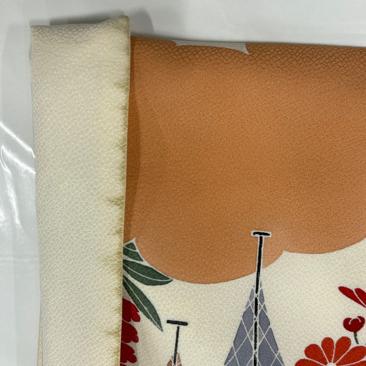 振袖 花柄刺繍 クリーム色 絹　セット 振袖 身丈167cm 裄丈65.5cm M 袷 草花 雲文 刺繍 金彩 クリーム