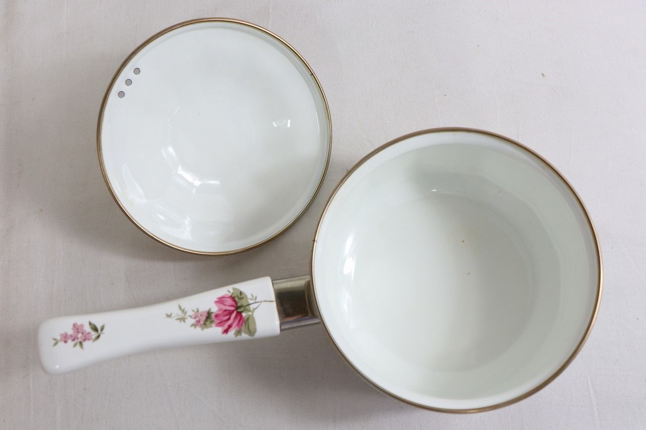 エジリー　琺瑯　両手&片手鍋　ブリティッシュヘリテージ　セット売り エジリー 琺瑯 両手&片手鍋 ブリティッシュヘリテージ セット