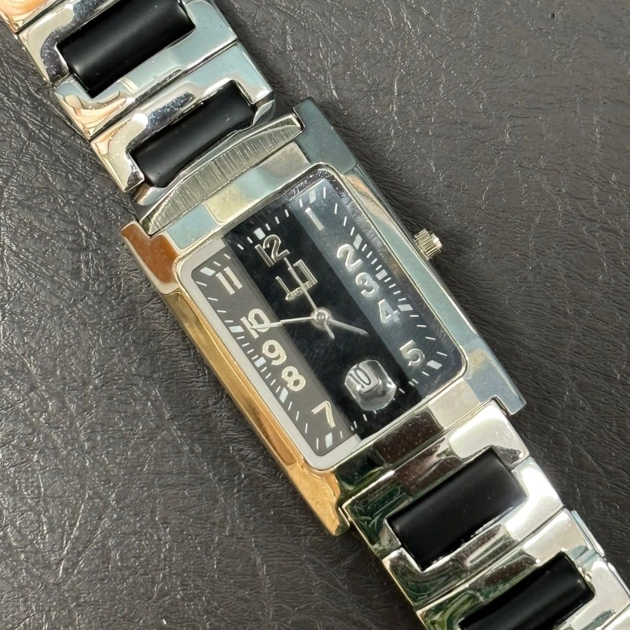 ダンヒル　ダンヒリオン 腕時計 カットガラス　稼働品 箱付き】 dunhill ダンヒリオン カットガラス デイト 白文字盤