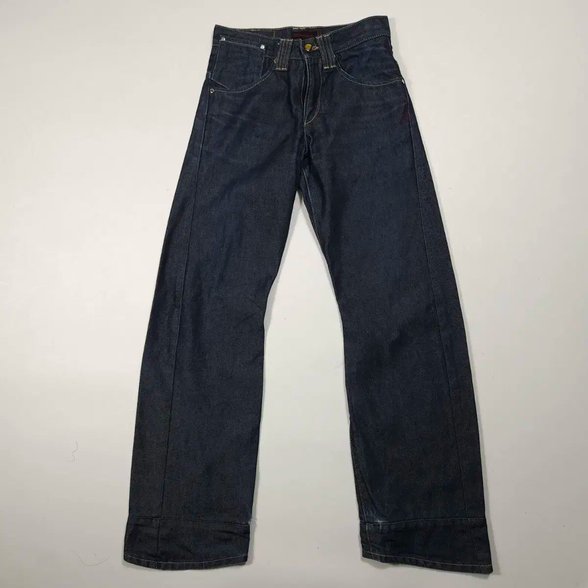 https://assets.mercari-shops-static.com/-/large/plain/n5hYPP8Pfi9hJVGczwcKZ4.webp@jpg?rP7HAG5ixSe6zYBg