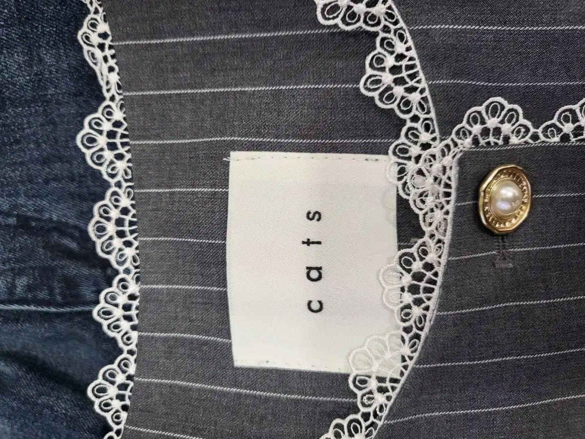 Catsストライプレースポイントスカートセットアップ