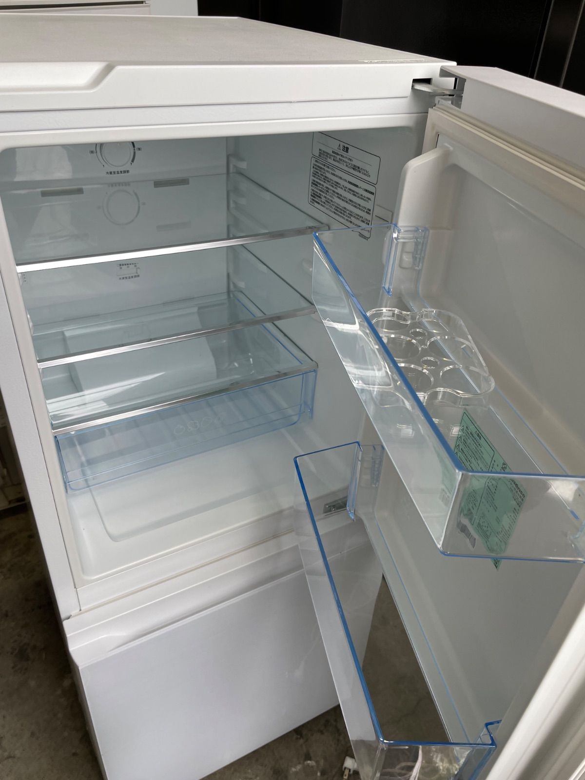 Hisense 135L 冷蔵庫 HR-G13C-W FG7A 2025年製 WWW_KANDAIZUMI_COM