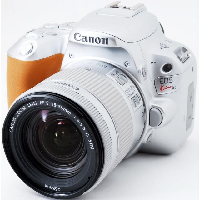 キヤノン デジタル一眼 CANON EOS Kiss X9 純正レンズキット シルバー 中古 Wi-Fi ＆ Bluetooth搭載  新品SDカード付き 届いてすぐに使え - メルカリ