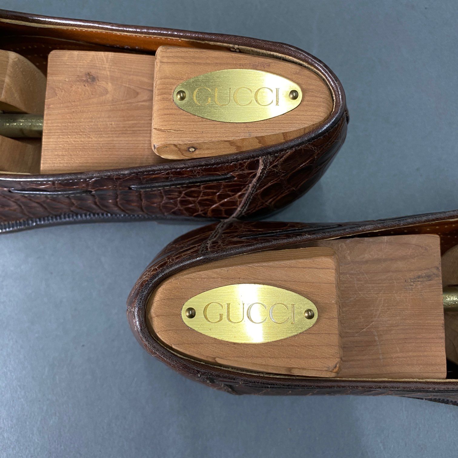 13L22《伊製》GUCCI グッチ 本クロコ GGマーモント タッセルローファー