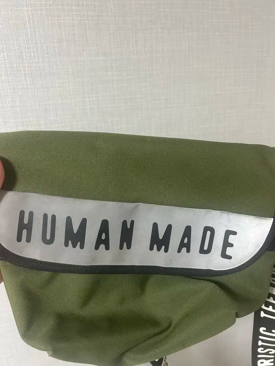 HUMAN MADE(ヒューマンメイド) メッセンジャーバッグ オリーブ