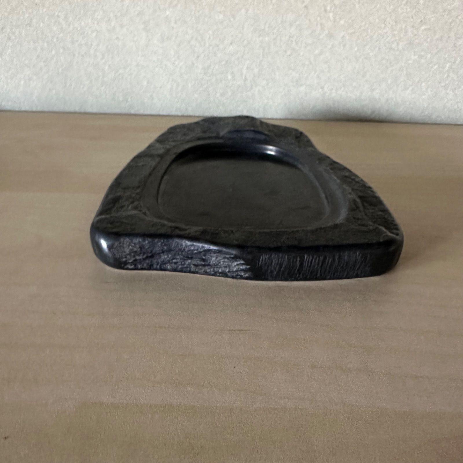 若田硯 若田石 硯 芳秀刻 重さ約1060g 古美術 骨董 書道具 - メルカリ