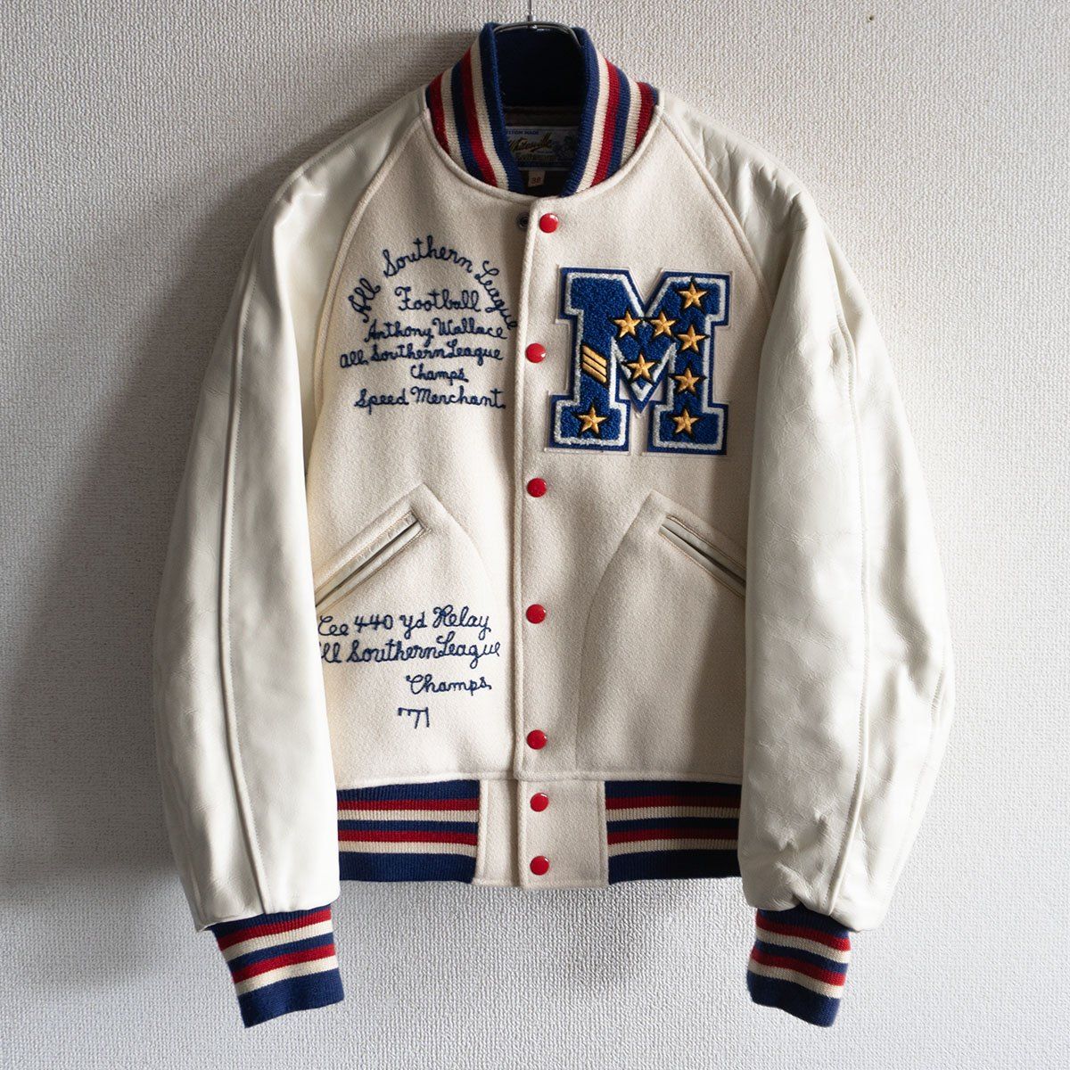 美品】WHITESVILLE【レザースリーブ スタジャン】38 スタジアム  