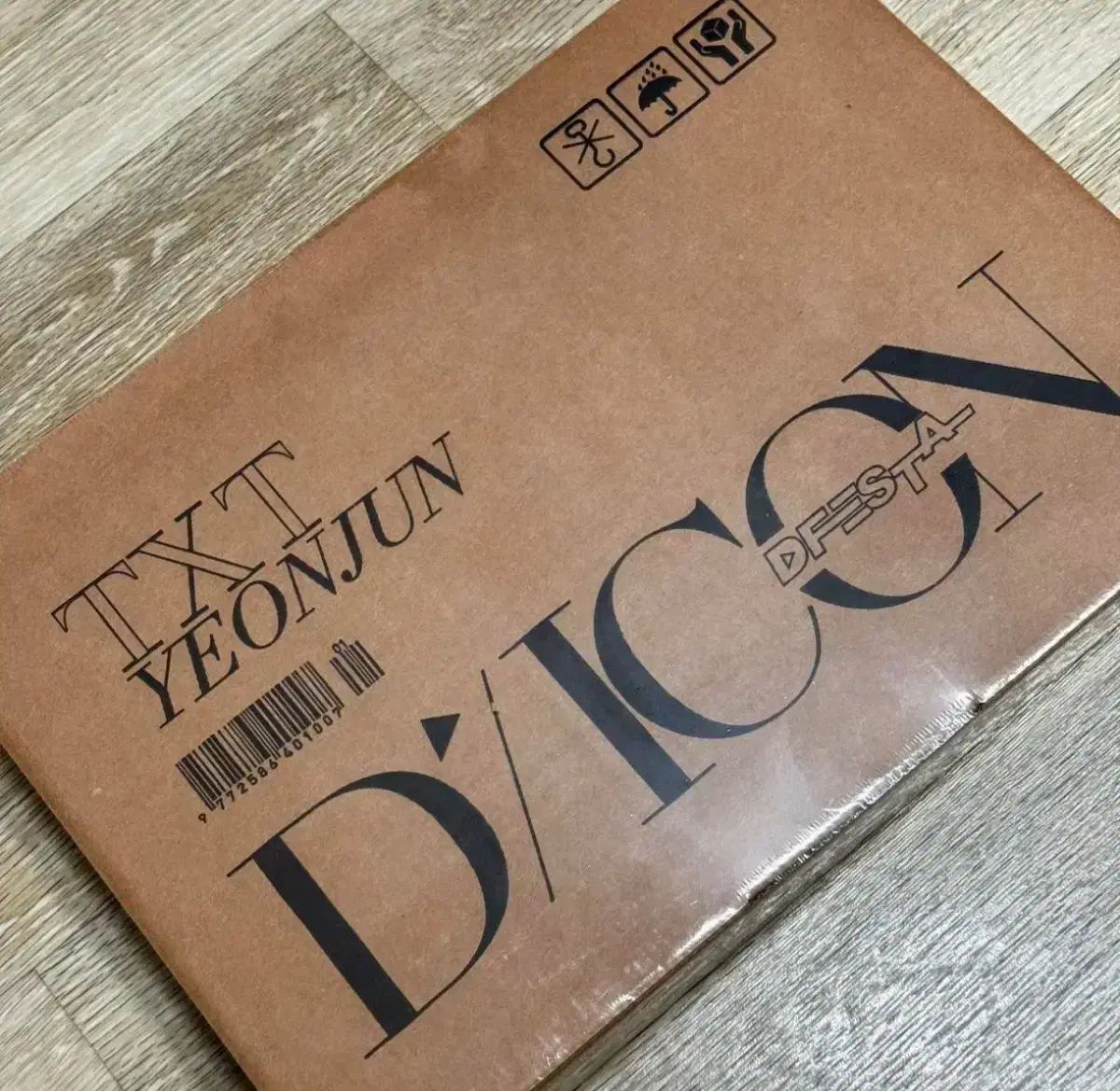 TXT ヨンジュン 新品 未開封 DICON DFESTA DICON D'FESTA TXT YEONJUN version《全額内金》 : TOMORROW X