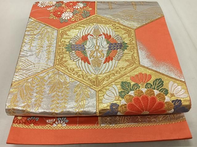 開運✦縁起物　鶴亀太古岩紋様・縮緬打掛(額装仕上げ)華麗なる繊細な和装文化刺繍 鶴と亀』