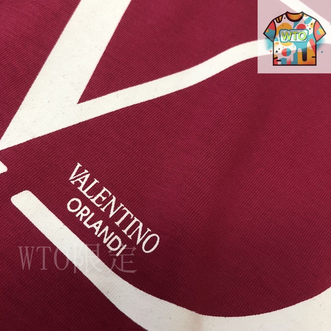 25ss VALENTINO ロゴ ストライプ Tシャツ 今日特価】VALENTINO 25SS T シャツ-3 - メルカリ